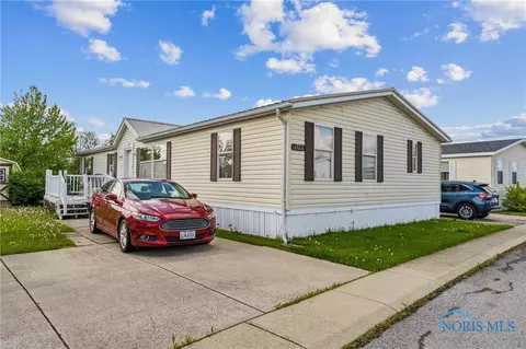 1872 Woodridge Cresent #LOT 091, Findlay, OH 45840