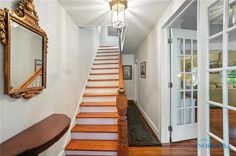 Entry Way - 232 E Wayne St, Maumee, OH 43537 photo 3 of 6