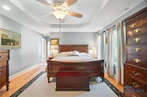 Bedroom - 232 E Wayne St, Maumee, OH 43537 photo 2 of 3