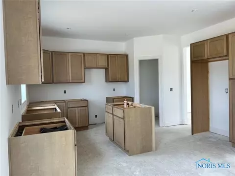 1938 Caleb Ct, Waterville, OH 43566 photo 5