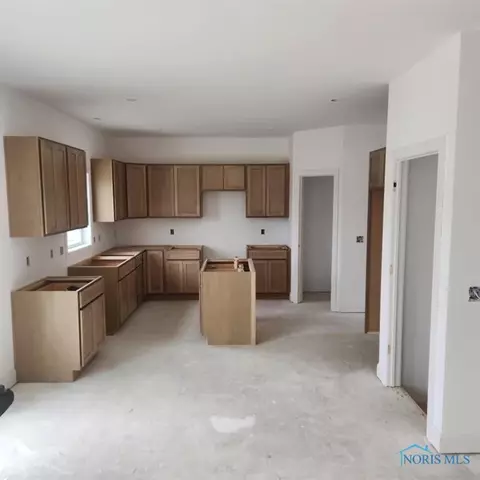 1938 Caleb Ct, Waterville, OH 43566 photo 3