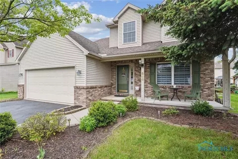 548 Niagara Ave, Holland, OH 43528