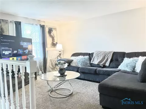 405 W Richards Rd, Toledo, OH 43607 photo 8