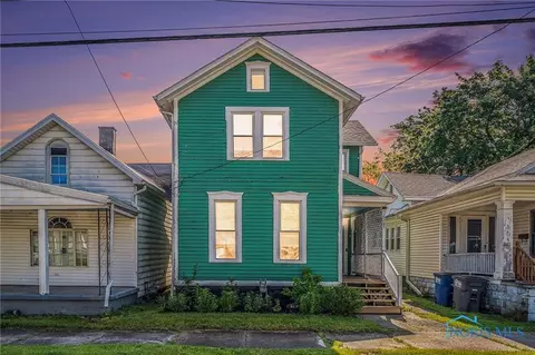 247 Field Ave, Toledo, OH 43609