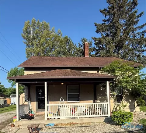 113 N Elm St, Edgerton, OH 43517