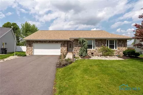 501 Flintlock Ct, Findlay, OH 45840