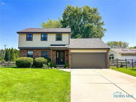 5944 Meadowrise Ct, Toledo, OH 43611