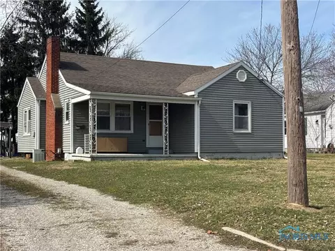 1132 Riverside Ave, Defiance, OH 43512