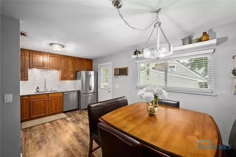 846 Maple Ln, Waterville, OH 43566 photo 9