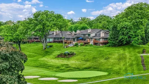 3835 River Rd, Toledo, OH 43614