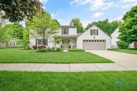 613 Mckinley Dr, Bowling Green, OH 43402