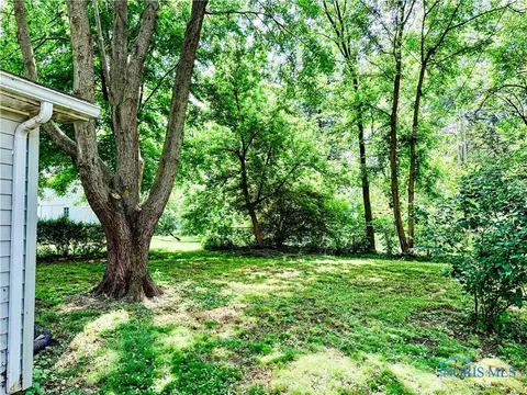348 S 8th St, Upper Sandusky, OH 43351 photo 8