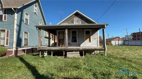 626 Walnut St, Toledo, OH 43604