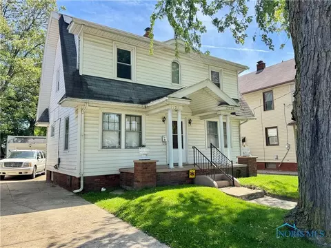 2135 Airport Hwy, Toledo, OH 43609
