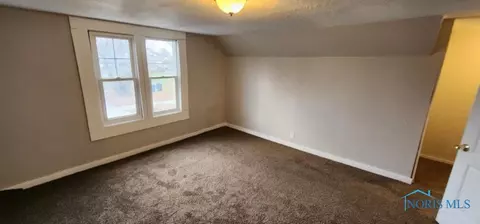 1245 Hamilton St, Toledo, OH 43607 photo 5