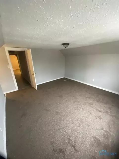 1245 Hamilton St, Toledo, OH 43607 photo 6