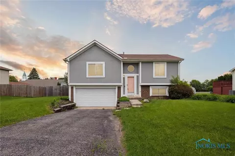 513 Bay River Ct, Maumee, OH 43537