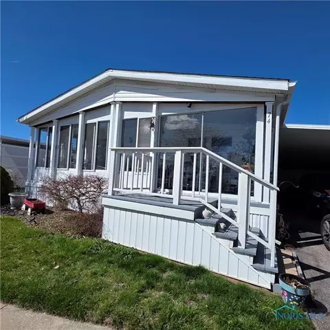 715 S Holland Sylvania #74, Toledo, OH 43615