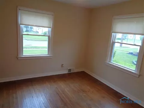 934 E 4th St, Ottawa, OH 45875 photo 10