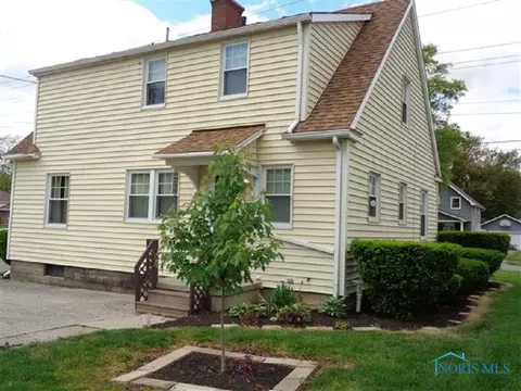 934 E 4th St, Ottawa, OH 45875 photo 3
