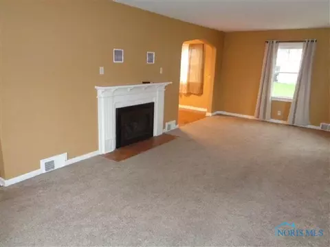 934 E 4th St, Ottawa, OH 45875 photo 9