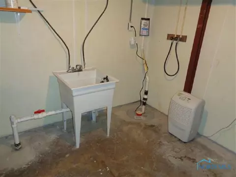 934 E 4th St, Ottawa, OH 45875 photo 19