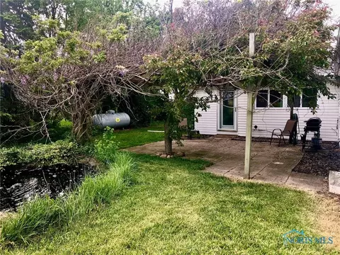 5151 Keller Rd, Walbridge, OH 43465 photo 8