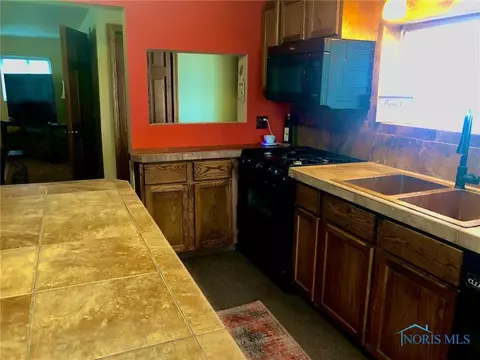 5151 Keller Rd, Walbridge, OH 43465 photo 22