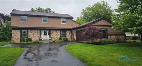 947 Bexley Dr, Perrysburg, OH 43551