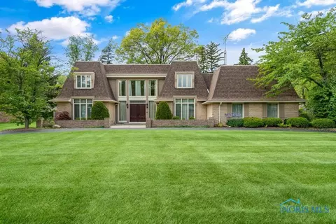 4123 Shamley Green Dr, Toledo, OH 43623