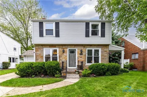 2636 Wesleyan Dr, Toledo, OH 43614