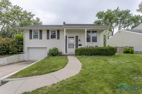 1201 Birch Ave, Maumee, OH 43537