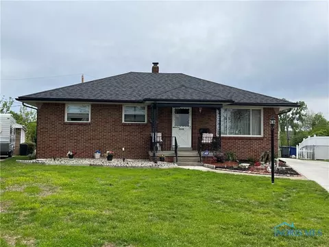 4448 Helmond Ct, Toledo, OH 43611