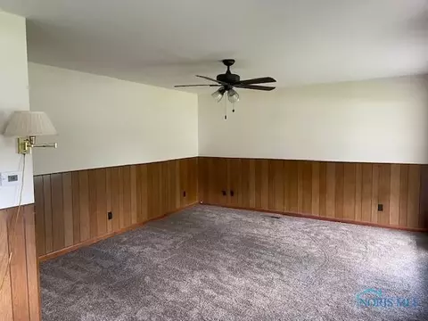 925 S Cherry St, Bryan, OH 43506 photo 5