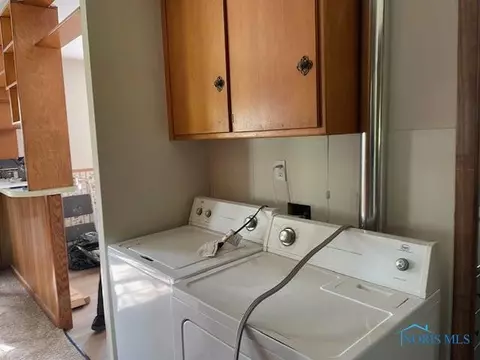 925 S Cherry St, Bryan, OH 43506 photo 12