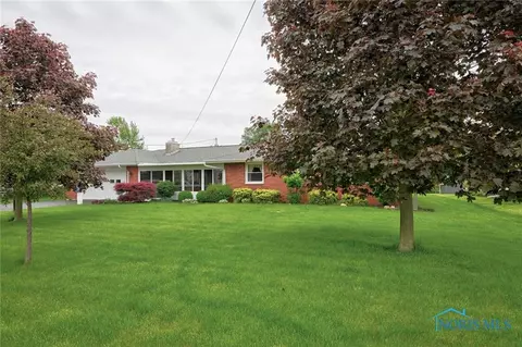 2534 Blanchard Ave, Findlay, OH 45840