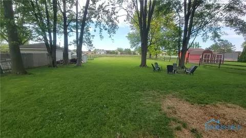 4253 Pickle Rd, Oregon, OH 43616 photo 14