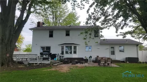 4253 Pickle Rd, Oregon, OH 43616 photo 12