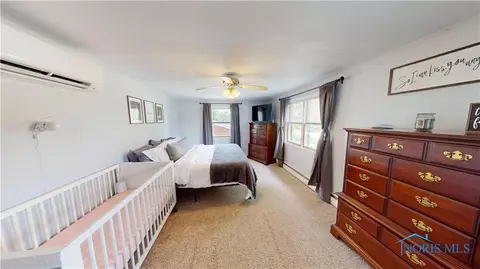 4253 Pickle Rd, Oregon, OH 43616 photo 27