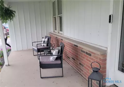 4253 Pickle Rd, Oregon, OH 43616 photo 5