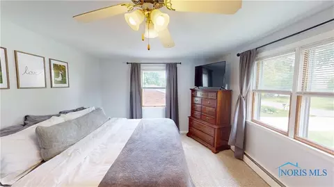 4253 Pickle Rd, Oregon, OH 43616 photo 28
