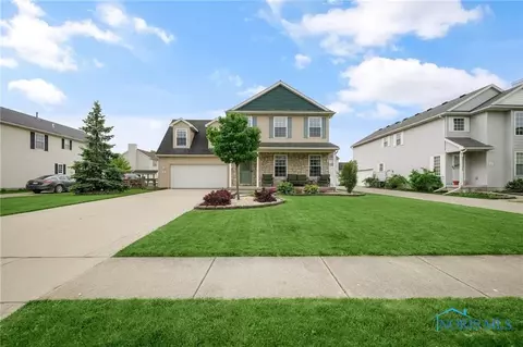 819 Wood Sorrel Ln, Perrysburg, OH 43551