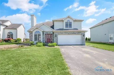 7195 Twin Lakes Rd, Perrysburg, OH 43551