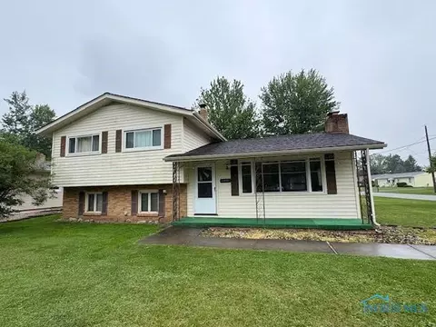 23695 E Second St, Grand Rapids, OH 43522