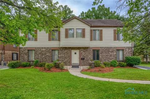1711 Brownstone Blvd, Toledo, OH 43614