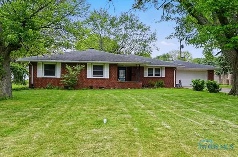 127 Huron Rd, Findlay, OH 45840