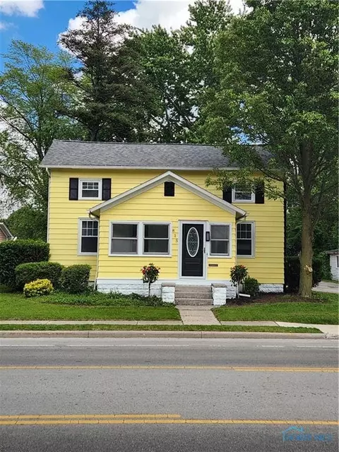 815 S Blanchard St, Findlay, OH 45840