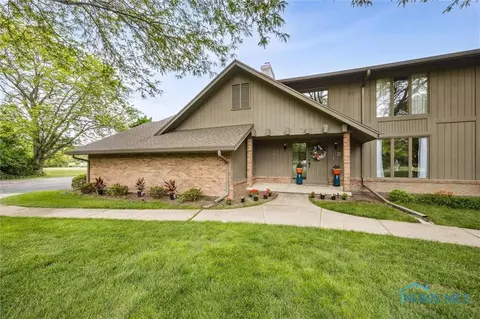 29674 E River Rd, Perrysburg, OH 43551