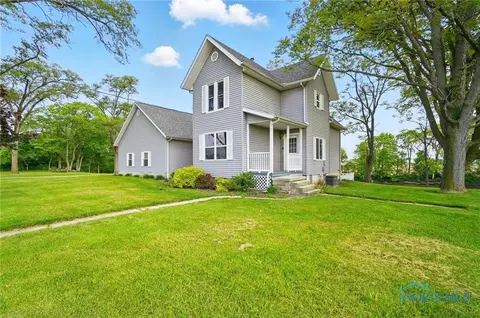 13929 W Portage River South Rd, Oak Harbor, OH 43449