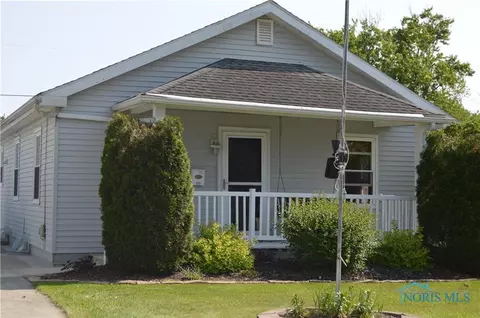 225 Lester Ave, Findlay, OH 45840